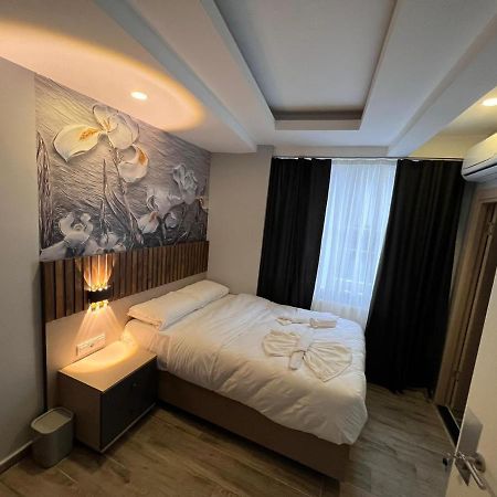 Mudem Boutique Hotel Istanbul Bagian luar foto